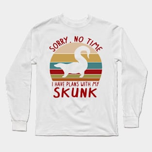 Skunk retro design vintage joke fudge Long Sleeve T-Shirt